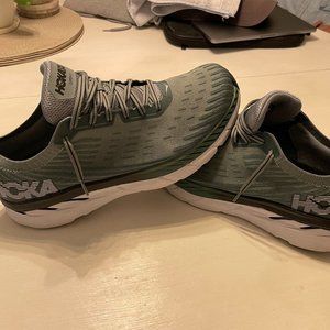 Hoka One One Clifton Running Shoe for Men, Size 11.5 - Silver Pine/Chinois Green